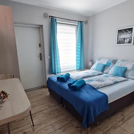 Bela - Z Aneksami I Bon Apartament