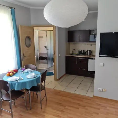 Bela - Apartamenty, Z Aneksami, Parking 科沃布热格